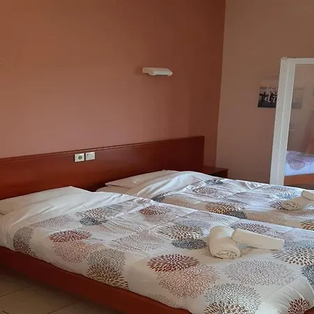 Aparthotel Zefiros 3*