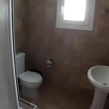 Zefiros Apart-hotel Gouviá