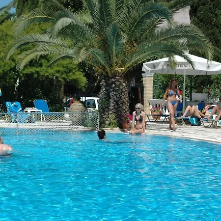 Zefiros Apart Otel 3*