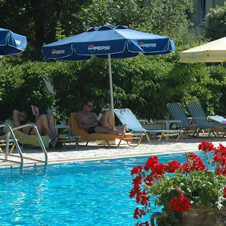 Zefiros 3* Gouvia