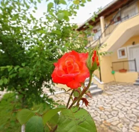 Zefiros Apart Otel 3*