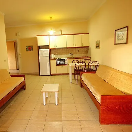 Zefiros Apart Otel Gouvia