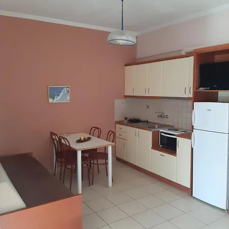 Zefiros 4* Gouviá