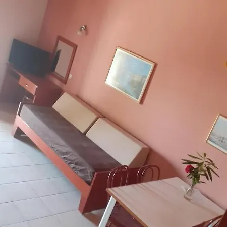 Apart Otel Zefiros