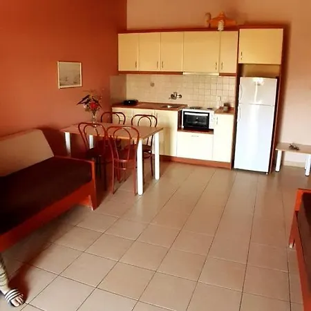 Zefiros Apart Otel Gouvia