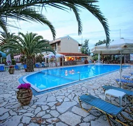 Zefiros Aparthotel 4*