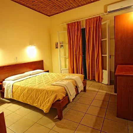 Zefiros 3* Gouvia